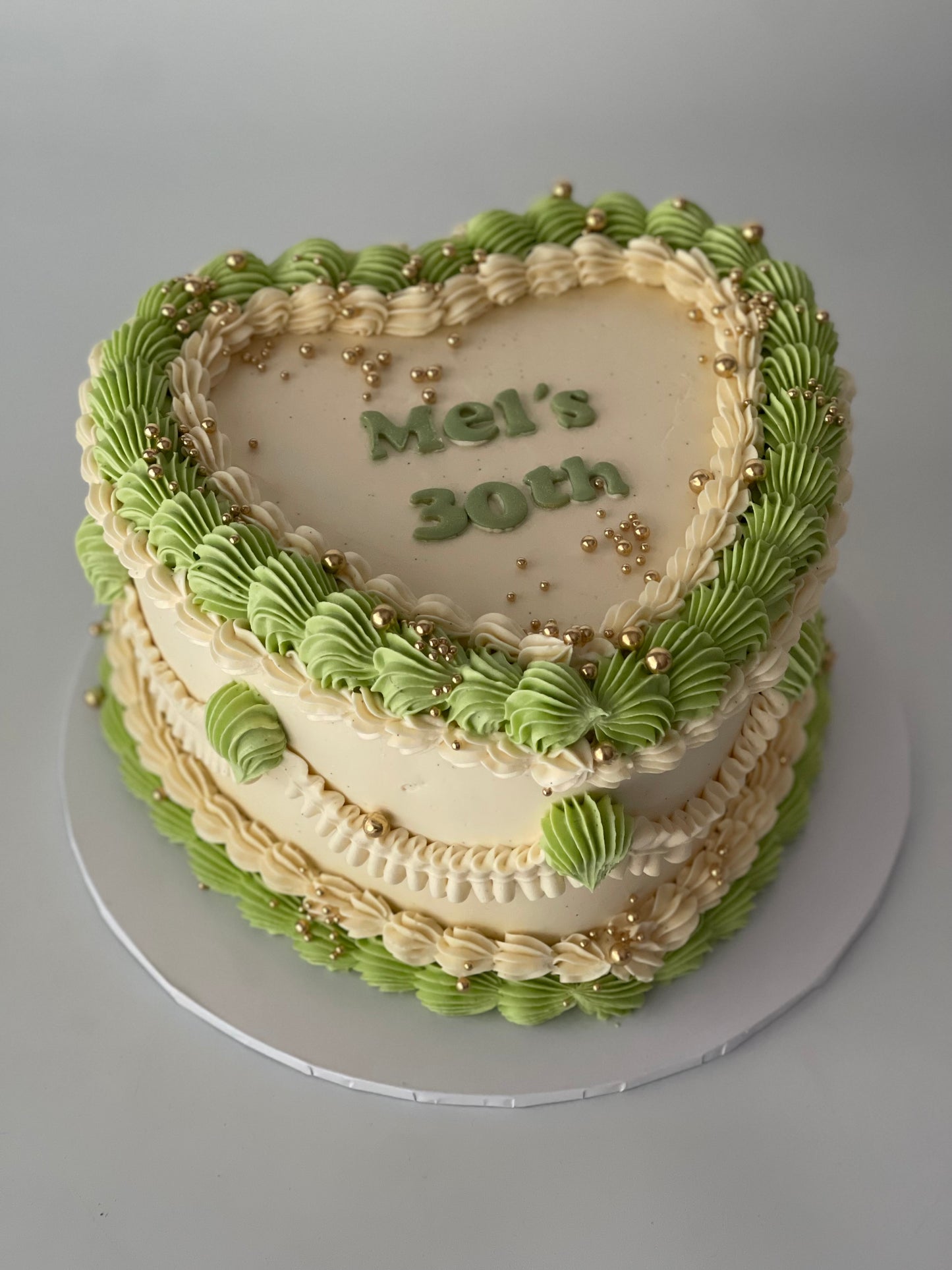 Vintage Heart Cake