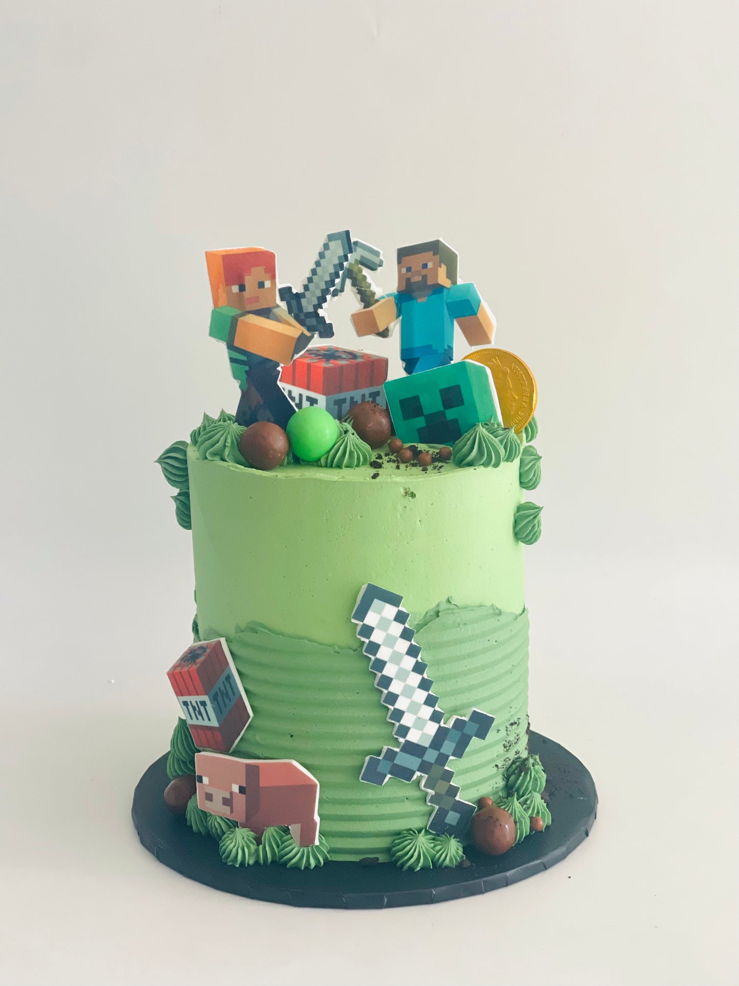Minecraft cake