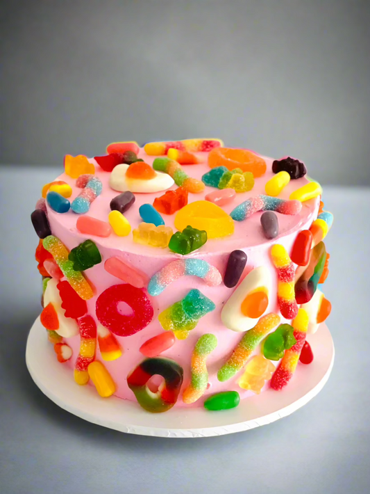 Cake loaded with lollies