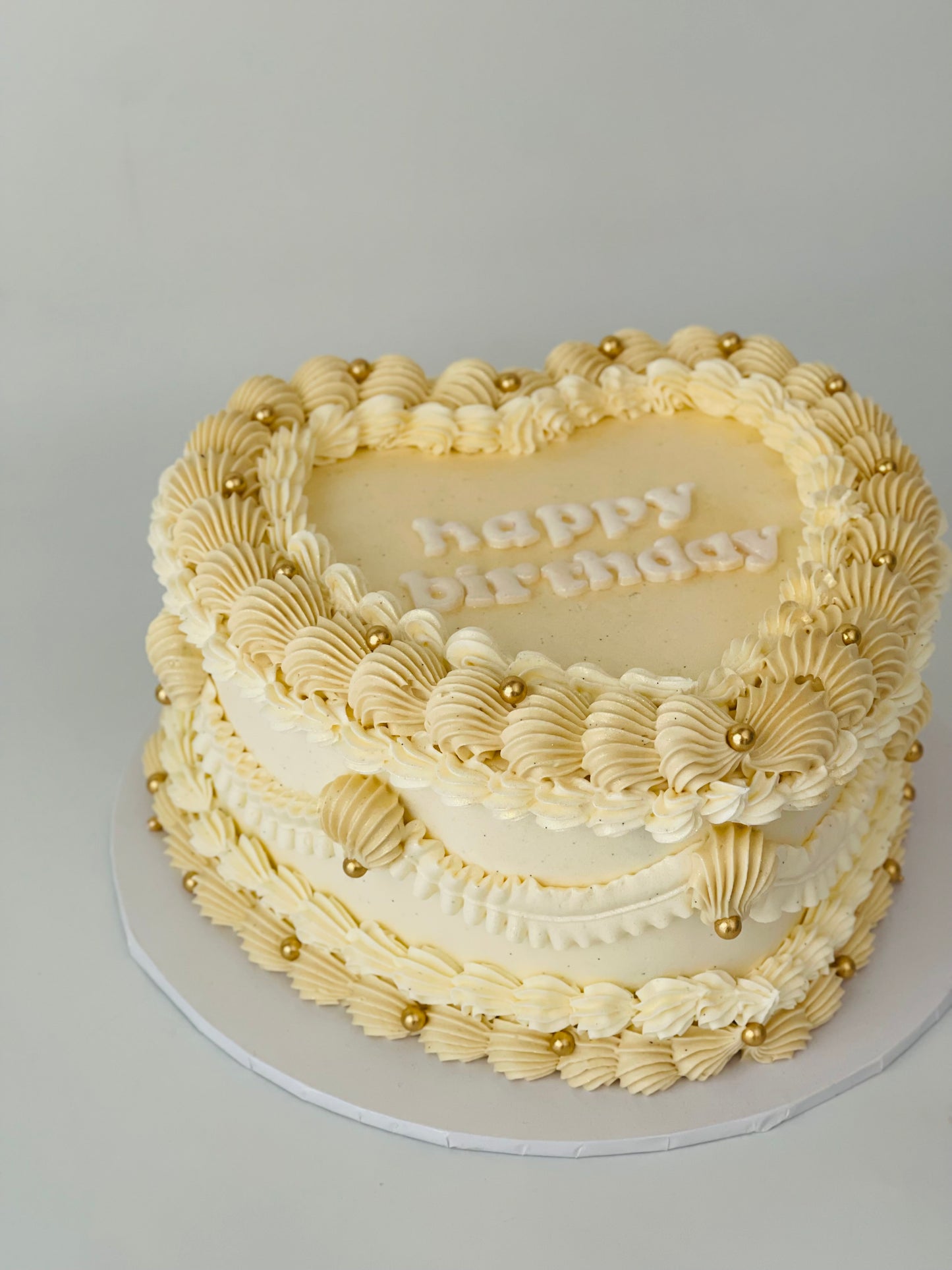 Vintage Heart Cake