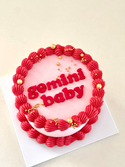 mini cake with customisable star sign message